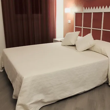 Ghala Bed & Breakfast 2*